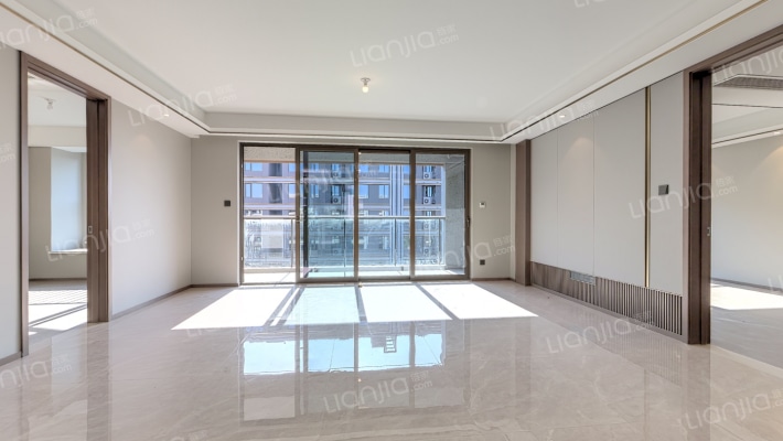 春宸上府二手房实景图