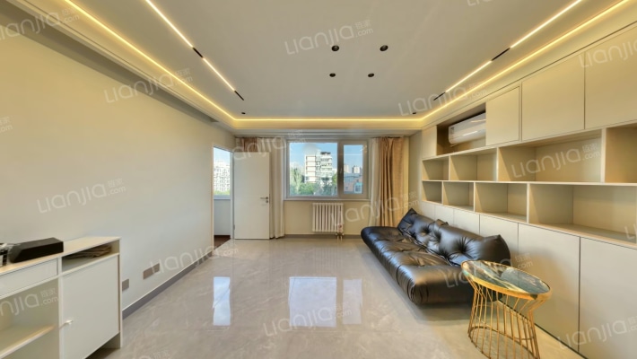 乐成豪丽二手房实景图