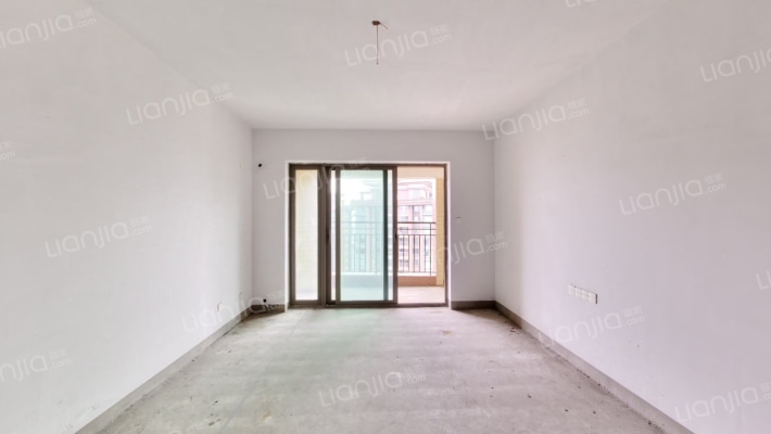 剑桥郡5区睿爵二手房实景图