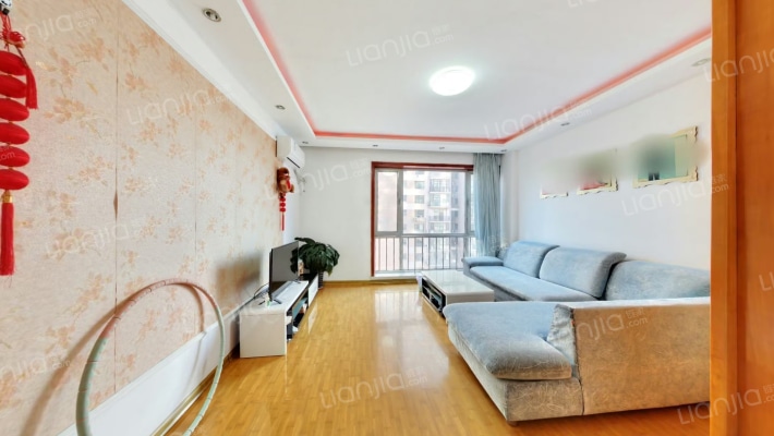 北欧假日二手房实景图