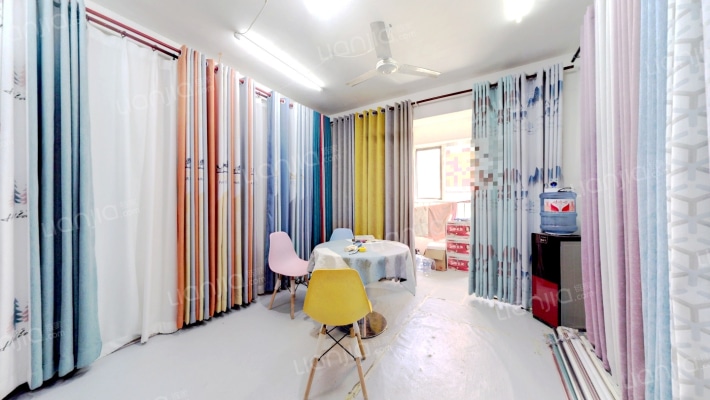 世侨唐墅二手房实景图