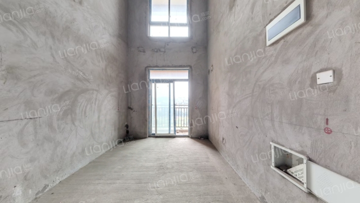 典雅花溪半岛一期高层二手房实景图