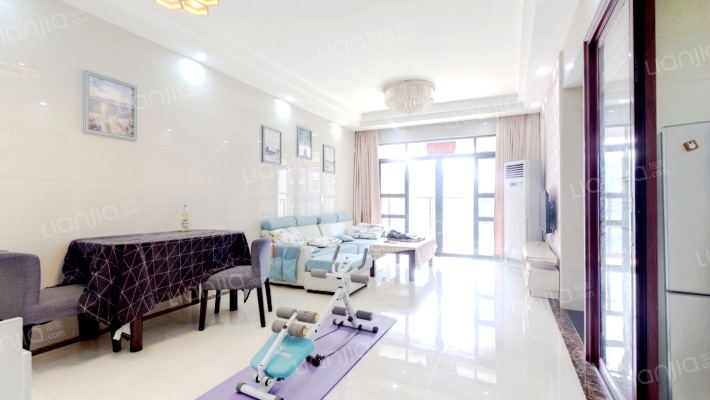 宇丰名苑二手房实景图