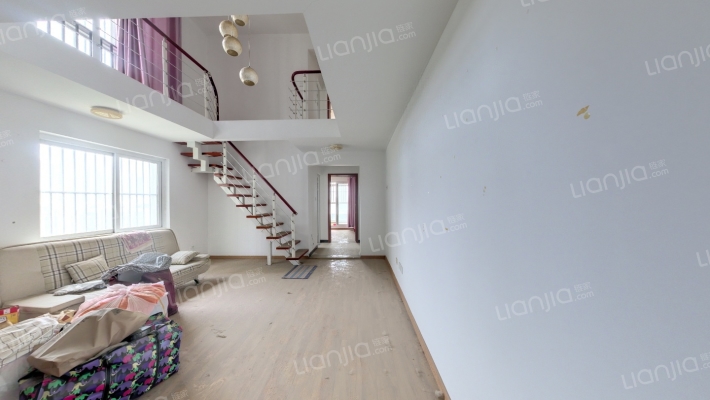 恒泰风格城市二手房实景图