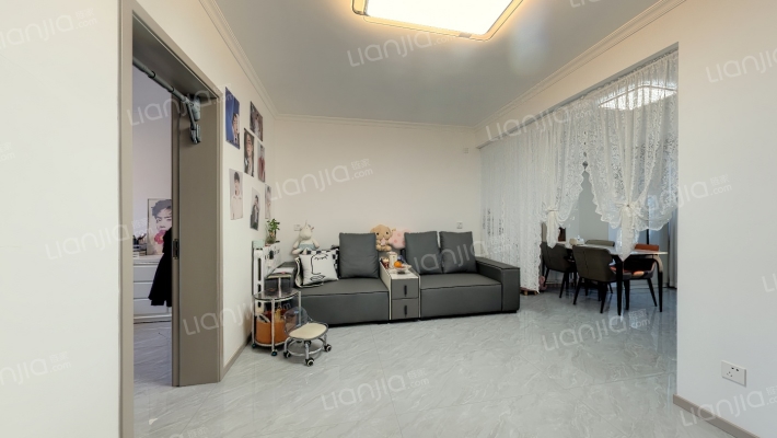 西材新园小区二手房实景图