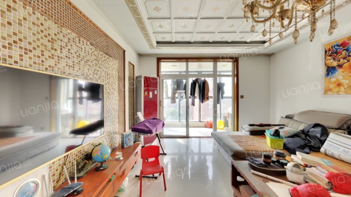 天怡佳苑二手房实景图