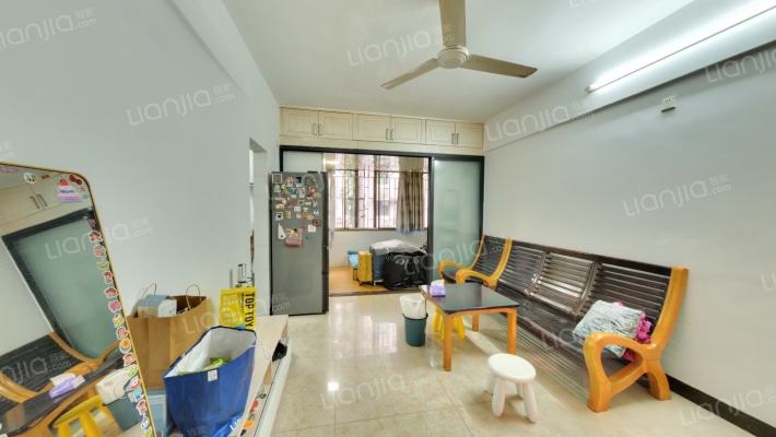 怡芳苑二手房实景图