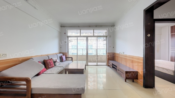 华逸豪庭二手房实景图