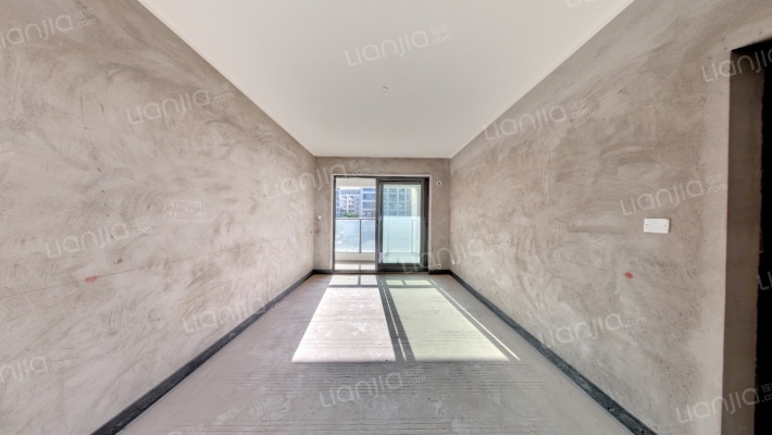 融创溪山春晓二期二手房实景图