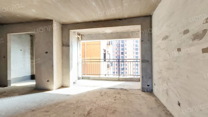 盛玺河山二手房实景图