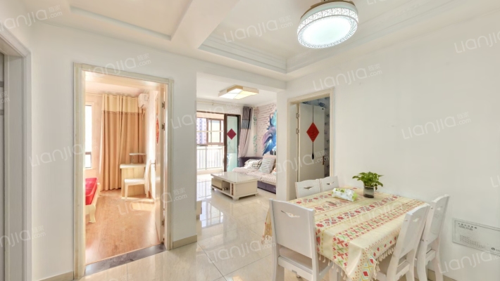 东方蓝海二期二手房实景图