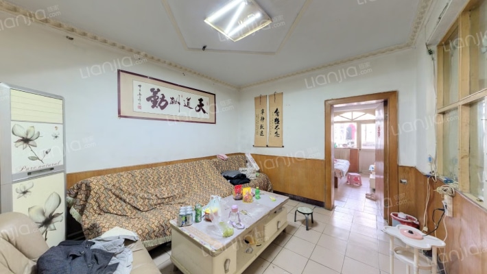 物资小区二手房实景图