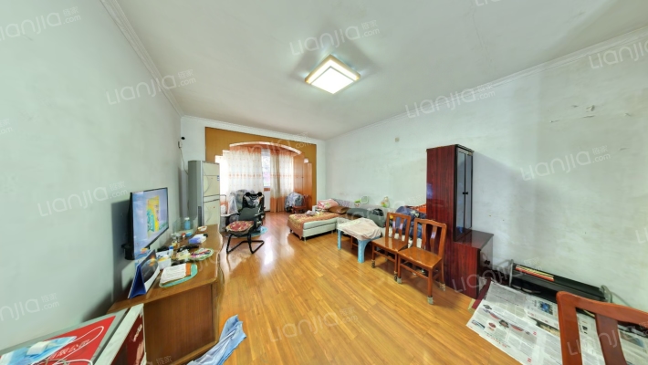 育苗路11号二手房实景图