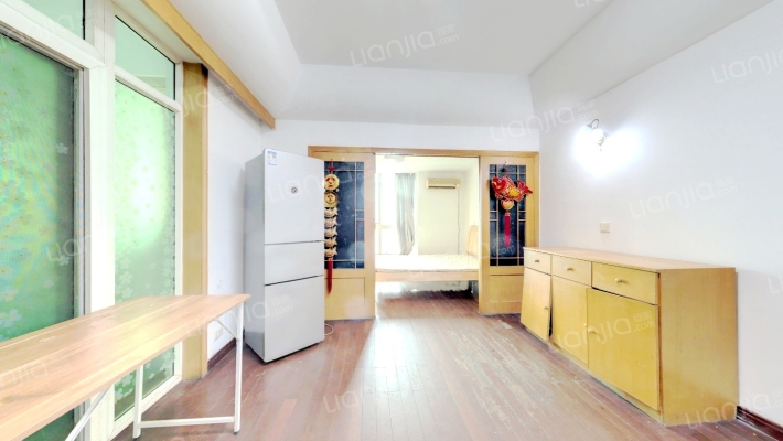 中山大厦雍景台二手房实景图