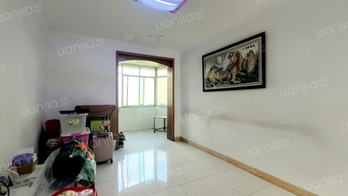 高峰路40号二手房实景图