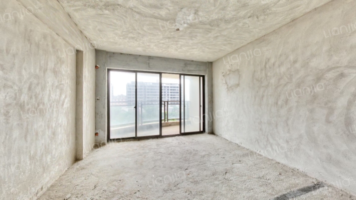 鸿天阁北区二手房实景图