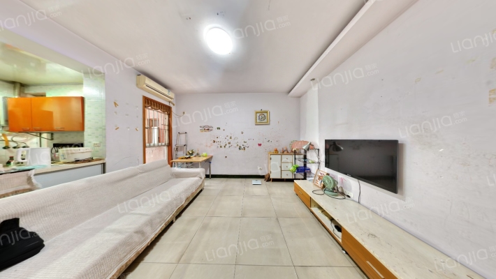 西亚怡顺佳苑二手房实景图