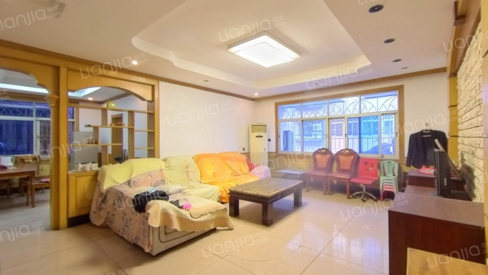 北区大市场综合楼二手房实景图