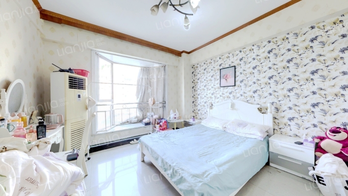 紫藤花园二手房实景图