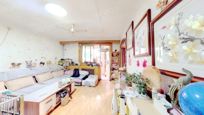 光明日化宿舍二手房实景图