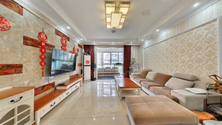 绿城花园二手房实景图