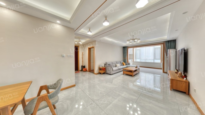 卓越皇后道千山外二手房实景图