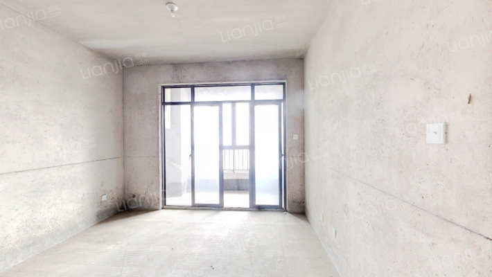 绿地新都会西城国际花都二期二手房实景图