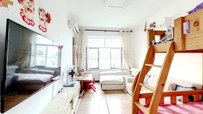 英才家园二手房实景图