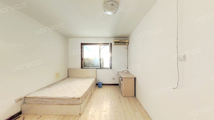 鸿港小区二手房实景图