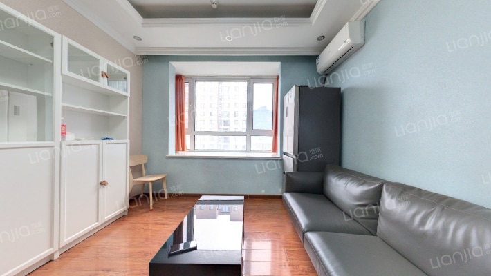 铂金府二手房实景图