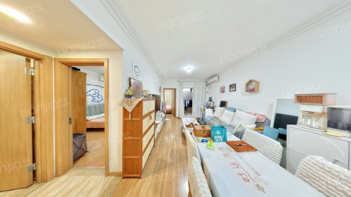 万科城紫兰苑二手房实景图