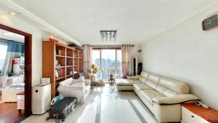 后现代城D区二手房实景图