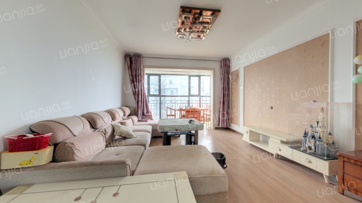 春暉苑小区二手房实景图