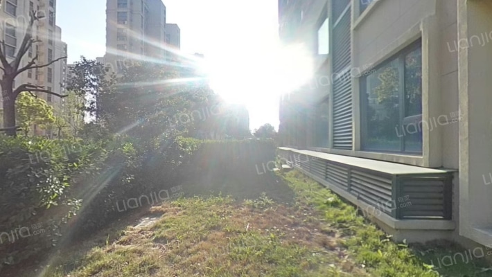 金秋健康城二手房实景图