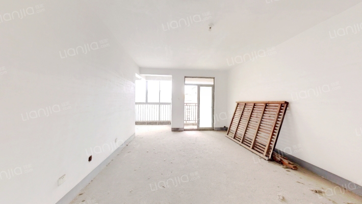 久隆凤凰城塞纳河畔花园洋房二手房实景图