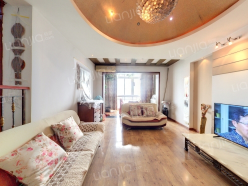 整租·宏信大厦 3室1厅 错层 南