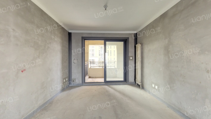 绿地香湖湾1号院二手房实景图