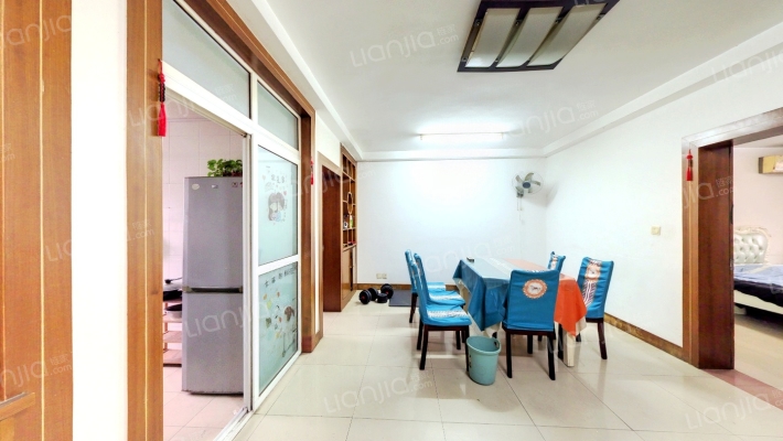 开发新村D区二手房实景图