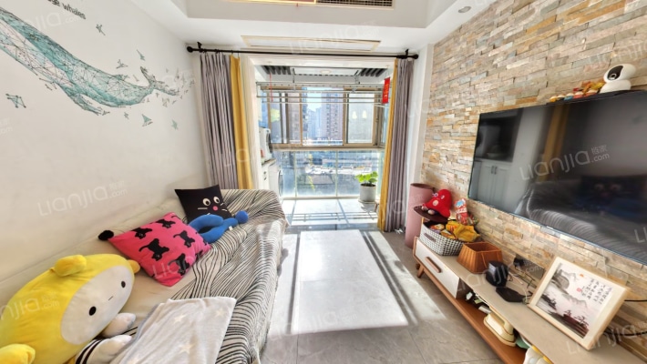 蔚蓝观邸四期二手房实景图