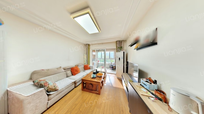 万科新酩悦二手房实景图