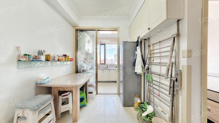 华远新都汇广场二手房实景图