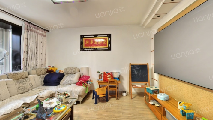 泰山天然居二手房实景图