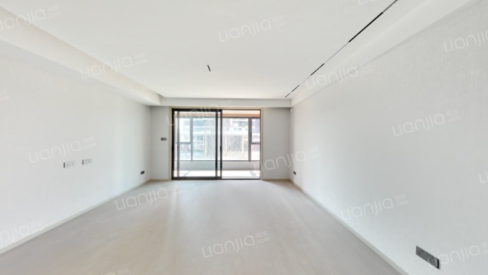 臻悦雅筑二手房实景图