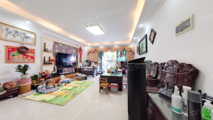 万和国际公馆二手房实景图