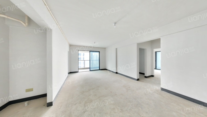 致雅居二手房实景图