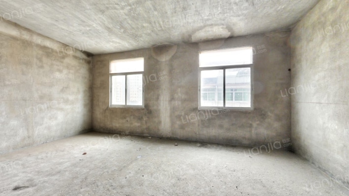 再就业综合市场二手房实景图