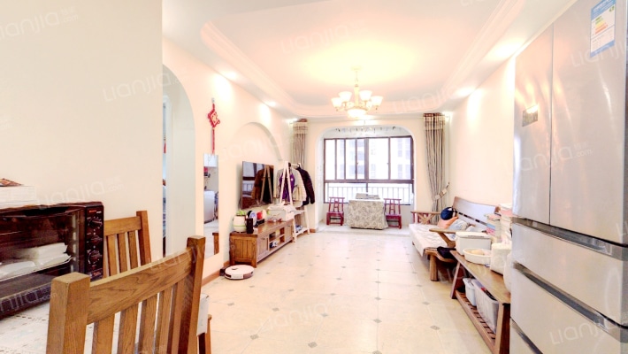 绿地中央广场B区二手房实景图