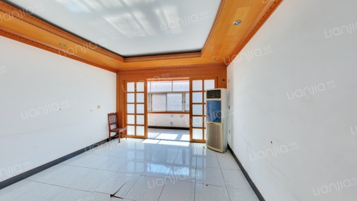 雷锋镇商贸小区二手房实景图