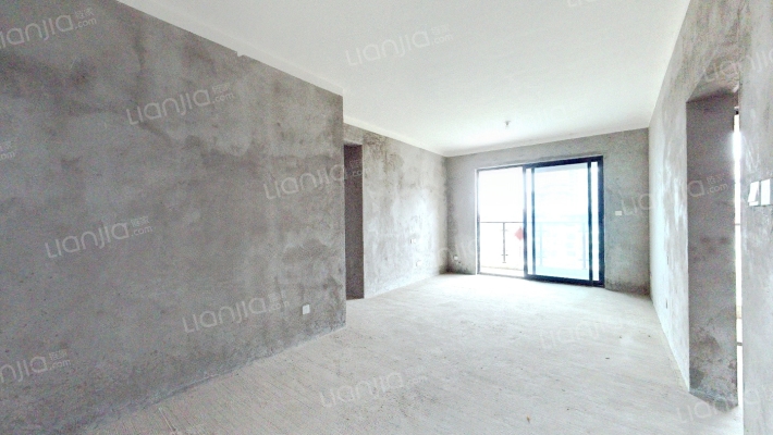 鸿成仁合府二手房实景图