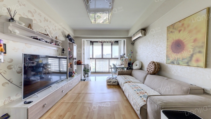 万科水晶城二手房实景图